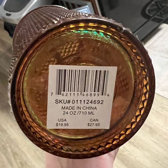 Starbucks venti gold 50th anniversary - Picture 3 of 4